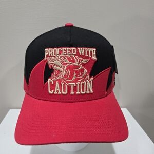 Sharktooth Pattern Black Red Trucker Hat